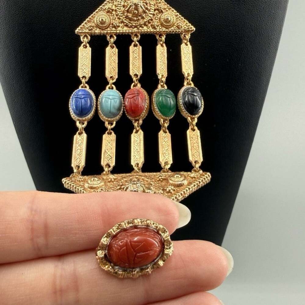 Vintage Egyptian Revival 5 Scarab Necklace Ornate Pendant Gold Tone Unsigned - Picture 2 of 9